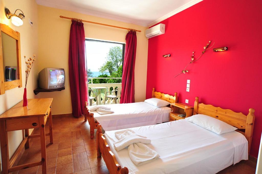 Apartments Corfu Sun Pool Side Benitses  Buitenkant foto
